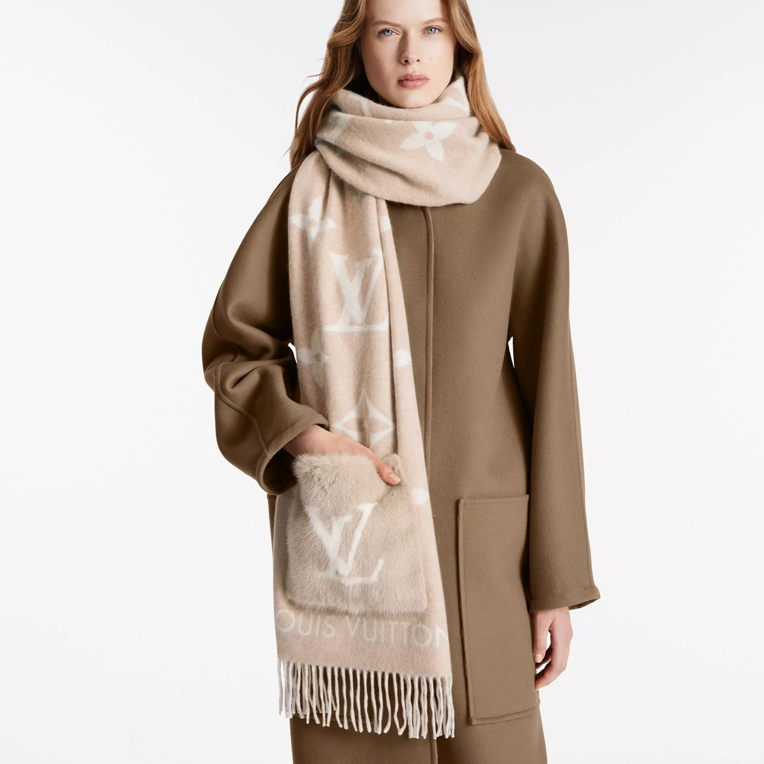 Cheap Louis Vuitton M74354 Cold Reykjavik Beige Scarf 0118